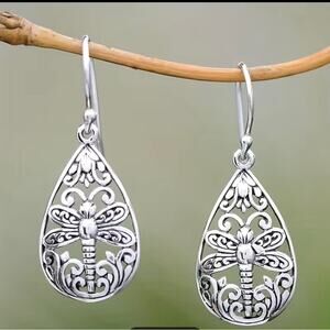 Dragonfly Water Drop Dangle Earrings Hollow Cut Out Zinc Alloy Silver Plated